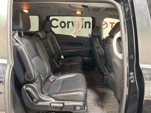 Used 2022 Honda Odyssey Touring image 16