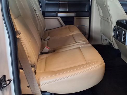 Used 2015 Ford F150 Lariat w/ Equipment Group 502A Luxury AWD/4WD image 11