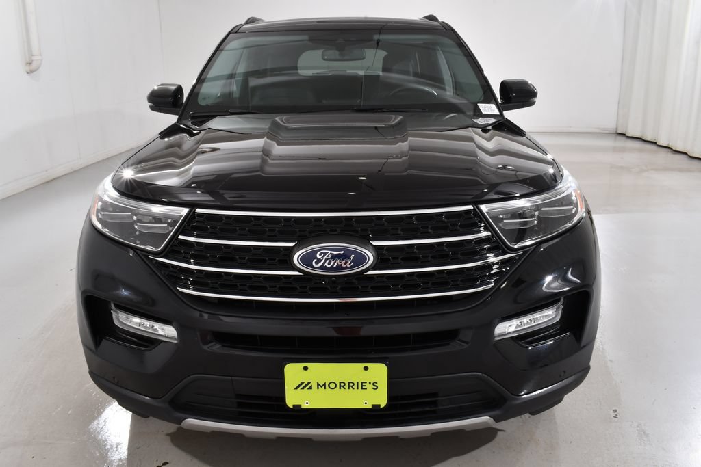 Used 2023 Ford Explorer XLT w/ Equipment Group 202A AWD/4WD image 3