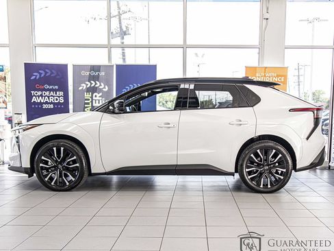 Used 2026 Toyota bZ AWD/4WD image 6