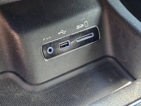 Used 2017 Dodge Durango GT w/ Nav & Power Liftgate Group RWD image 40