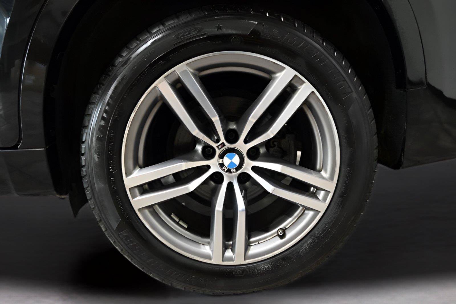 Used 2019 BMW X6 xDrive35i w/ M Sport Package AWD/4WD image 30