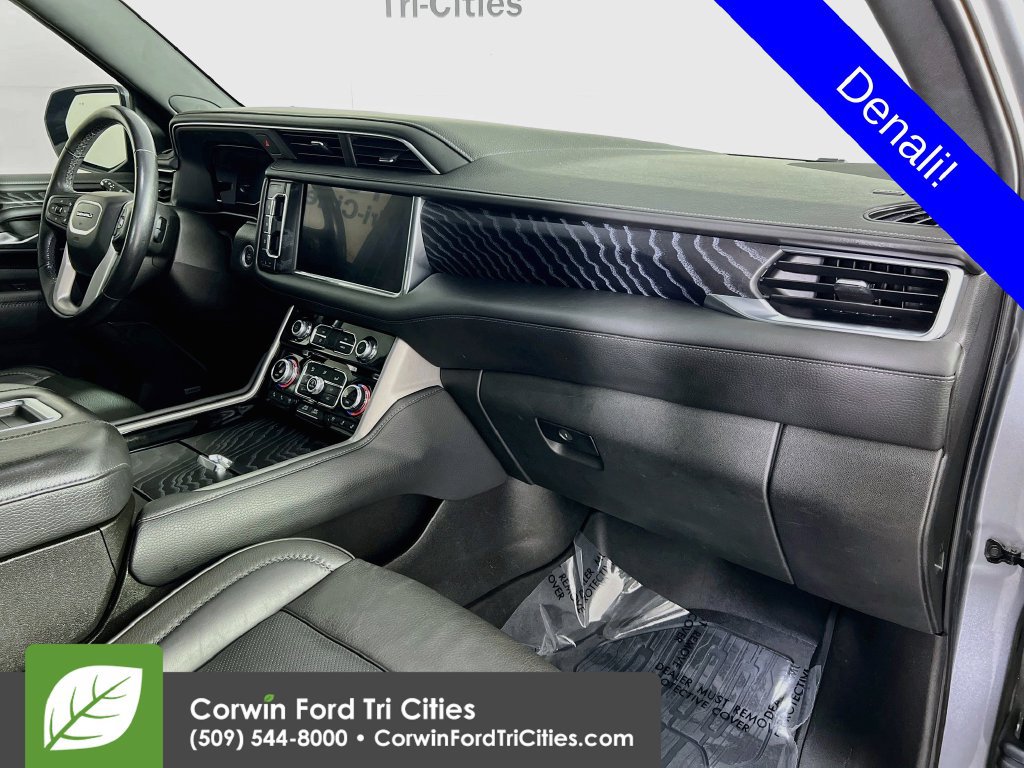 Used 2022 GMC Yukon XL Denali AWD/4WD image 32