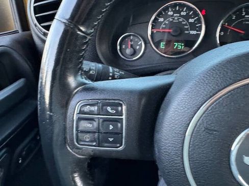 Used 2011 Jeep Wrangler Sport image 47