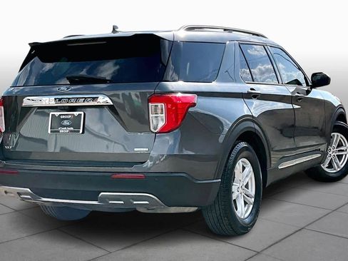 Used 2020 Ford Explorer XLT w/ Equipment Group 202A image 16