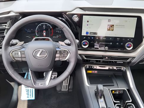 Used 2024 Lexus TX 500h AWD w/ Technology Package image 11