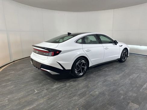 Used 2024 Hyundai Sonata SEL w/ Convenience Package image 6