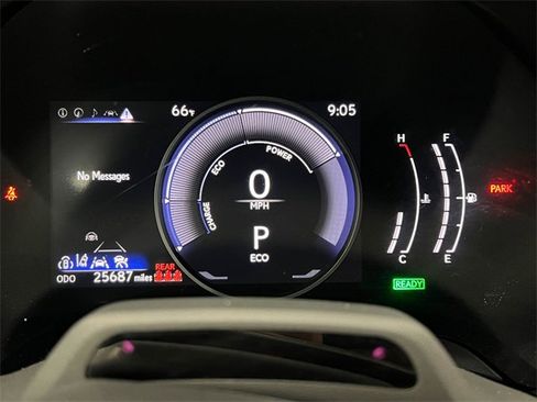 Certified 2024 Lexus RX 350h w/ Convenience Package image 17