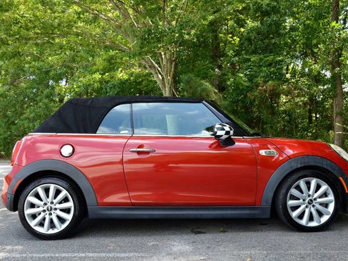 Used 2018 MINI Cooper S image 5