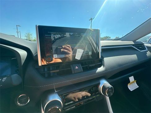 New 2025 Toyota RAV4 XLE w/ Convenience Package image 26