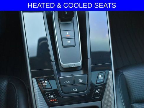 Used 2021 Porsche 911 Carrera image 4