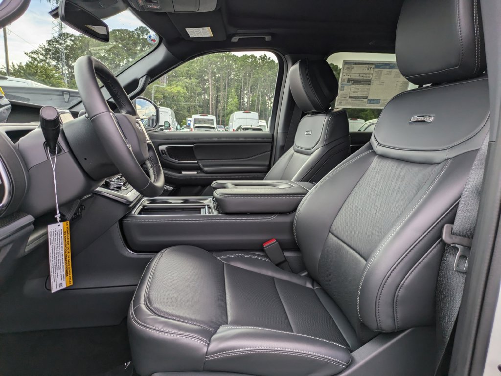 New 2027 Ford Expedition Max Platinum w/ Stealth Appearance Package RWD image 21