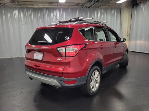 Used 2018 Ford Escape SE AWD/4WD image 9