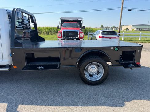 Used 2024 RAM 5500 Tradesman AWD/4WD image 4