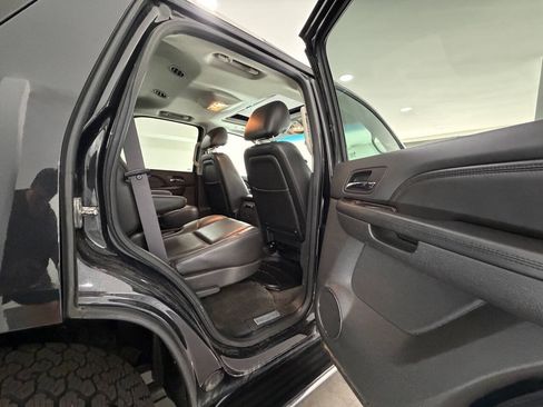 Used 2013 GMC Yukon Denali AWD/4WD image 17