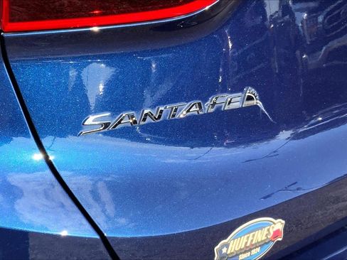 Used 2022 Hyundai Santa Fe Limited w/ Cargo Package FWD image 10