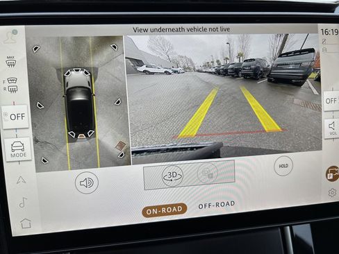 New 2026 Land Rover Range Rover Velar Dynamic SE image 26