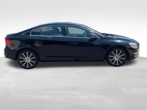 Used 2018 Volvo S60 T5 Inscription Platinum AWD/4WD image 8