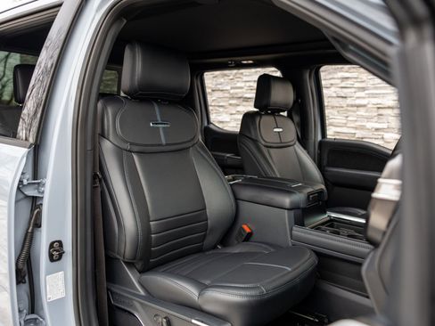 Used 2026 Ford F450 Platinum image 40