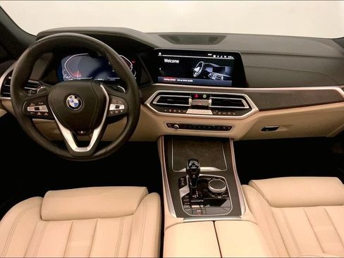 Used 2022 BMW X5 xDrive40i AWD/4WD image 16