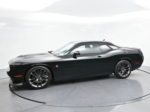 Used 2023 Dodge Challenger R/T Scat Pack RWD image 4
