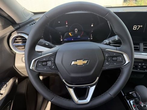 New 2026 Chevrolet Trax LT image 13