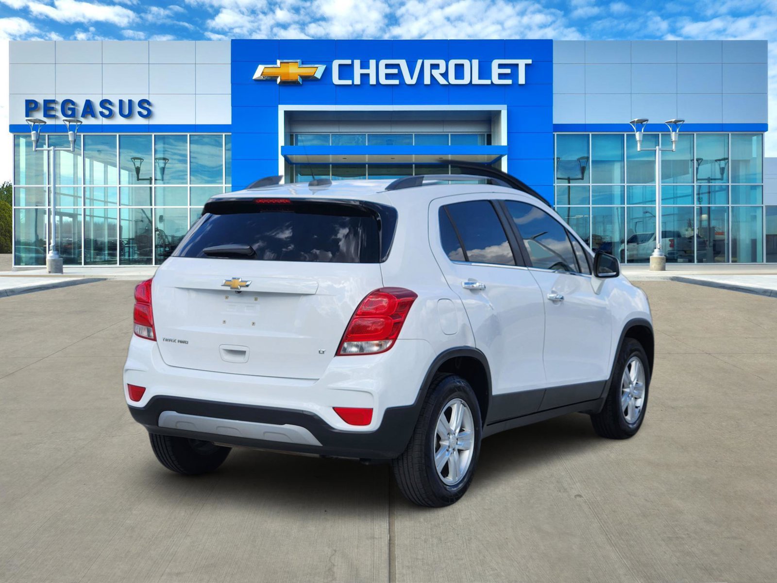 Used 2018 Chevrolet Trax LT w/ LT Convenience Package AWD/4WD image 6