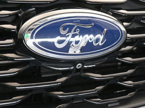 Used 2022 Ford Explorer ST-Line w/ Class IV Trailer Tow Package image 54