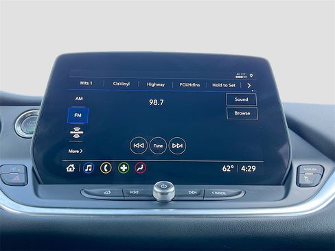 Used 2025 Chevrolet Blazer LT image 14