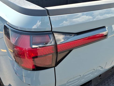 Certified 2022 Hyundai Santa Cruz SEL AWD/4WD image 16
