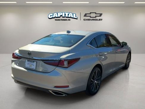 Used 2023 Lexus ES 350 w/ Premium Package image 5