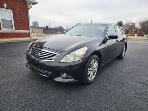 Used 2012 INFINITI G37 G37x Sedan 4D w/ Premium Pkg image 2