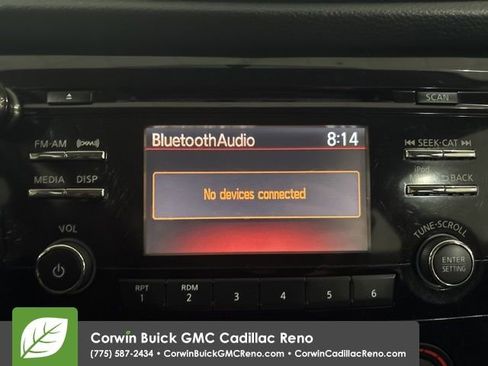 Used 2017 Nissan Rogue S image 21