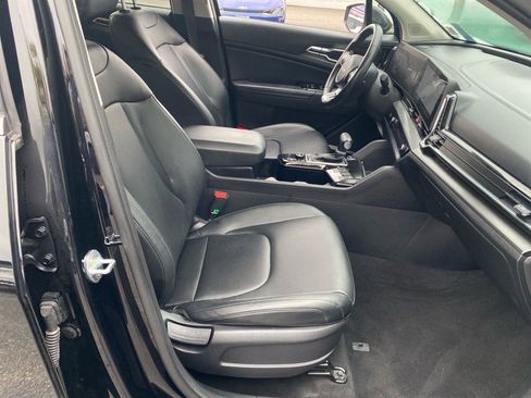 Certified 2023 Kia Sportage EX image 28