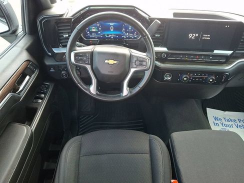 Certified 2024 Chevrolet Silverado 1500 LT AWD/4WD image 13
