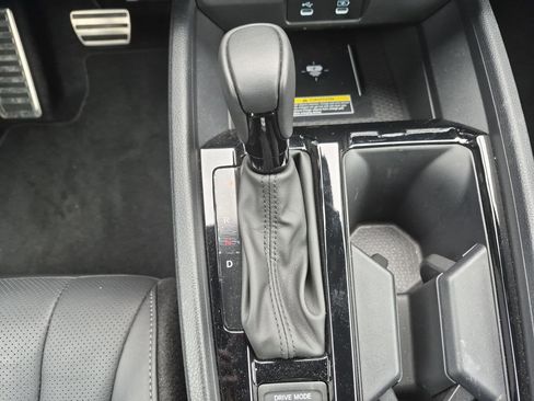 Used 2025 Honda Accord Sport image 19