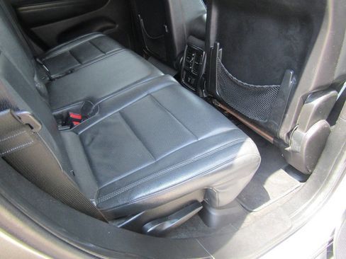 Used 2012 Jeep Grand Cherokee Laredo w/ Laredo E Group image 16