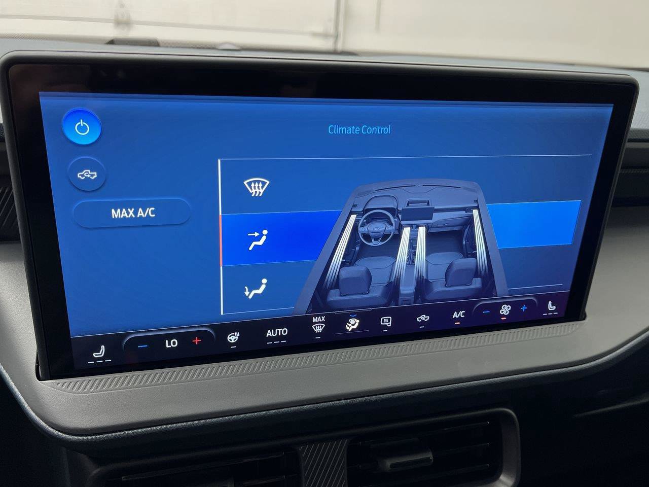 New 2026 Ford Maverick XLT w/ XLT Luxury Package AWD/4WD image 18