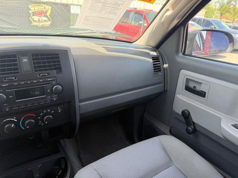 Used 2006 Dodge Dakota ST RWD image 29