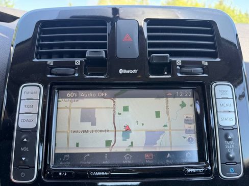 Used 2017 Nissan Leaf SV w/ Premium Package FWD image 15