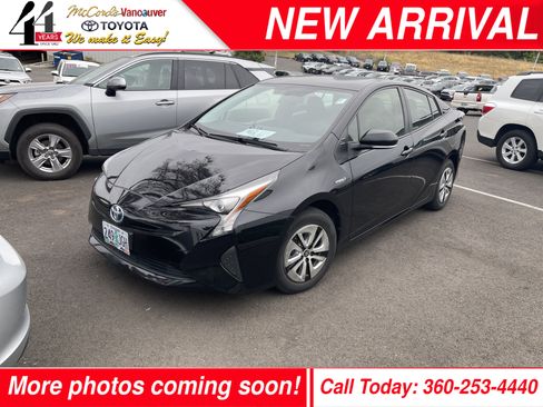 Used 2016 Toyota Prius Two FWD image 1