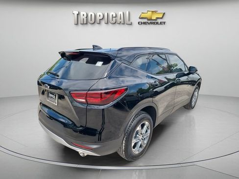 New 2026 Chevrolet Blazer LT w/ Convenience Package FWD image 5