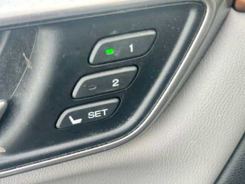 Used 2019 Honda CR-V EX-L image 10