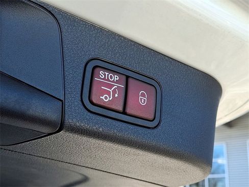 New 2026 Mercedes-Benz GLB 250 GLB 250 image 25