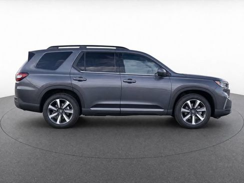 Used 2023 Honda Pilot Elite image 8
