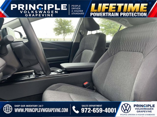 Used 2026 Toyota Camry LE FWD image 12