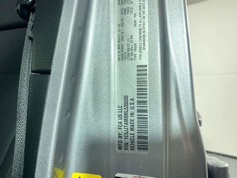 Used 2021 Jeep Gladiator Willys image 36