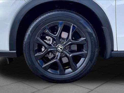 Used 2024 Honda HR-V Sport image 11
