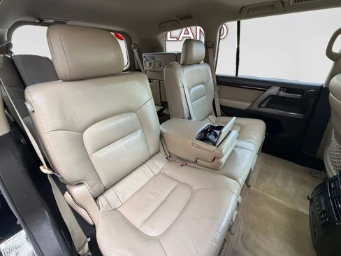 Used 2011 Toyota Land Cruiser w/ Upgrade Pkg AWD/4WD image 21