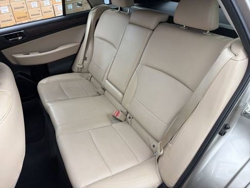 Used 2016 Subaru Outback 2.5i Limited image 21